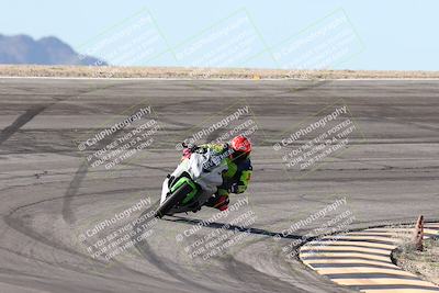 media/Jan-15-2026-Racers Edge (Thu) [[dfebeb70ab]]/3-B Group/Session 2 (Bowl Exit)/